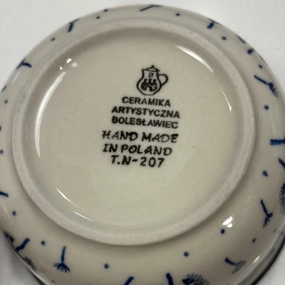 Set of Two Polish Pottery Dandelion Print Bowls 207 - Picture 4 of 6